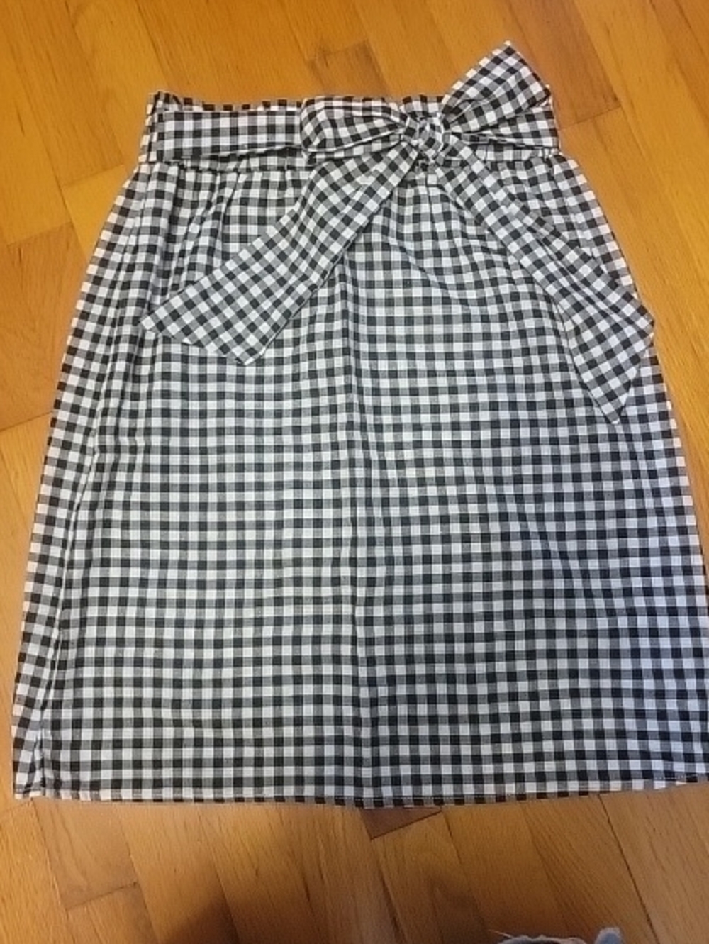 SHEIN Black and White Gingham Bow-Front Midi Skirt